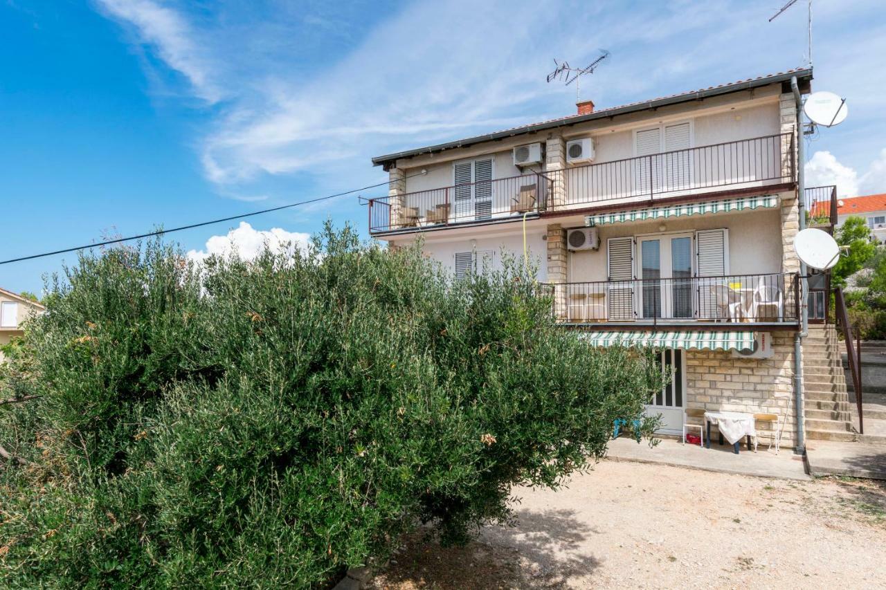 Apartment Palcic Primosten Ngoại thất bức ảnh